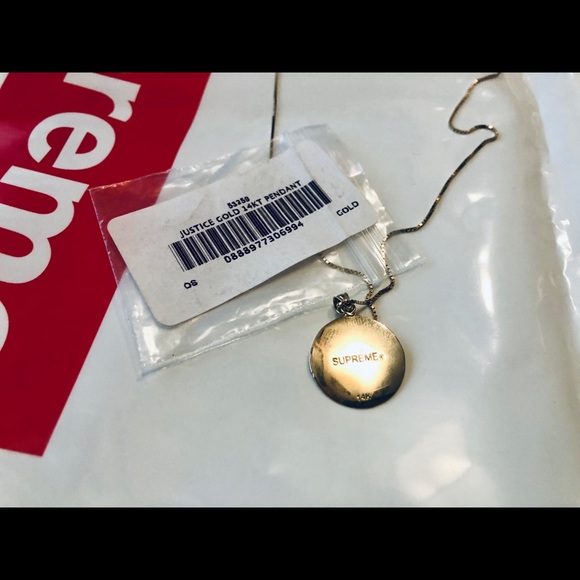 Supreme 14k Gold “Justice Piece” - Public Enemy - Picture 6 of 6